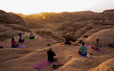 Image for Adem Jordanië: rondreis met yoga, meditatie en rituelen