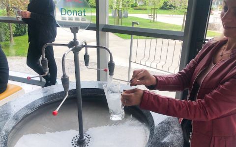 Image for Donat Mg water