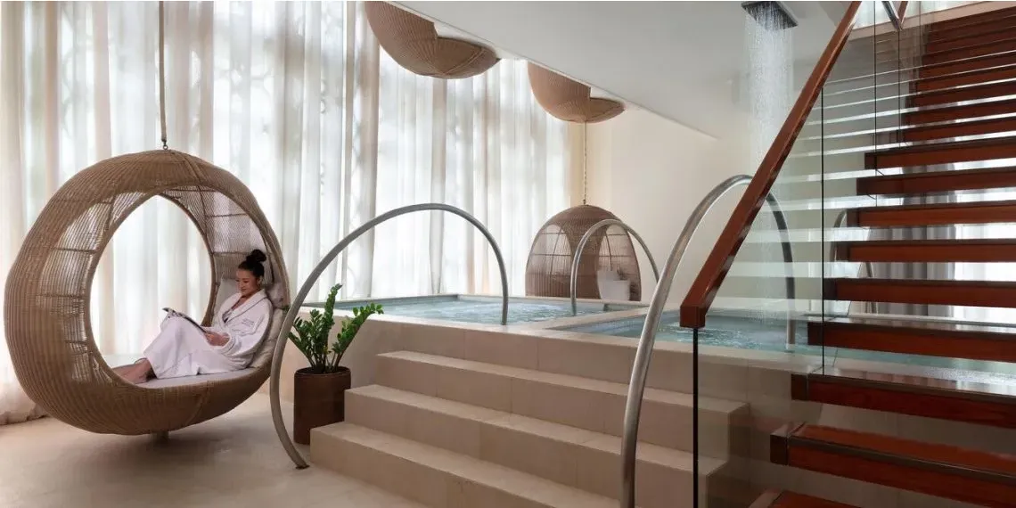 Spa wellness NEW! Longevity Hub by Clinique La Prairie St Regis